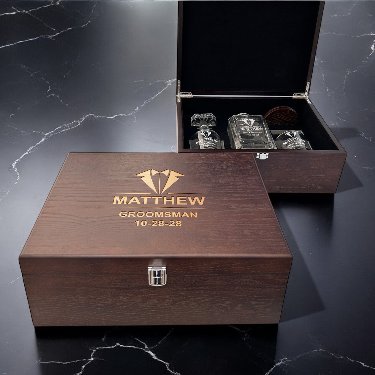 Groomsmen Personalized Classic Whiskey Decanter with Glasses Gift Set